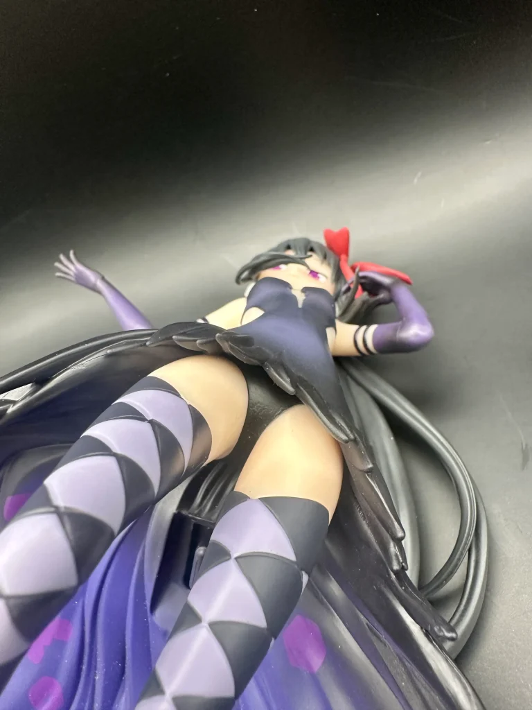 スカートの中のパンツ造形