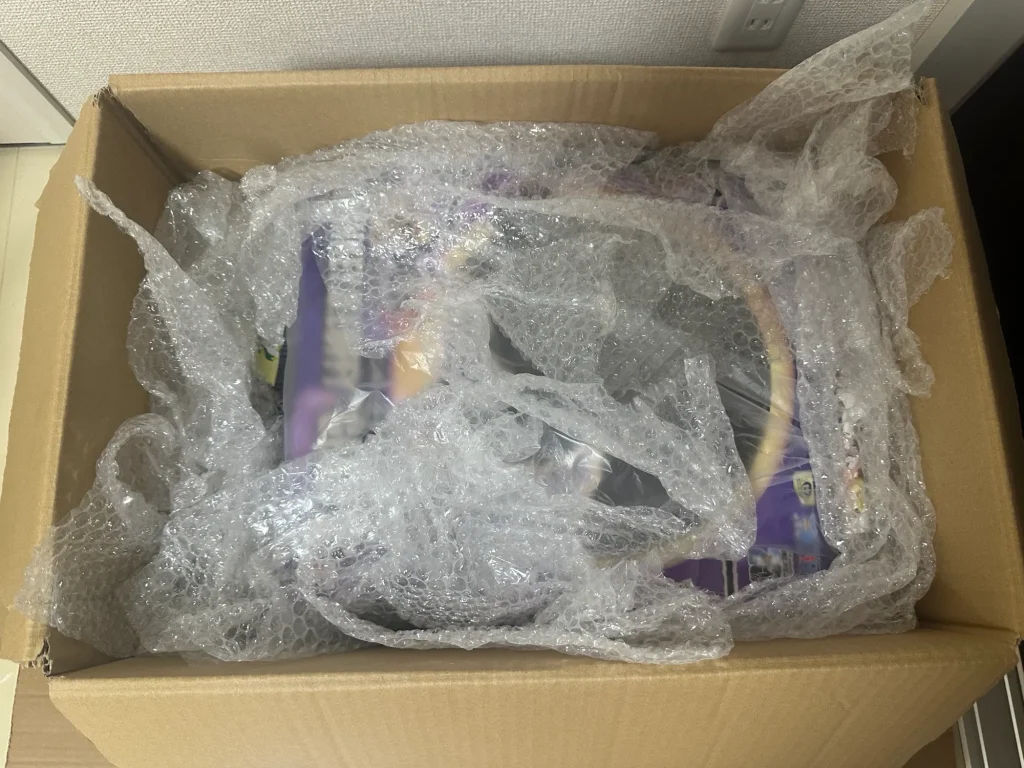 P.O.P ルフィ ギア5をふるいち宅配買取へ送るため段ボールと緩衝材で梱包した状態